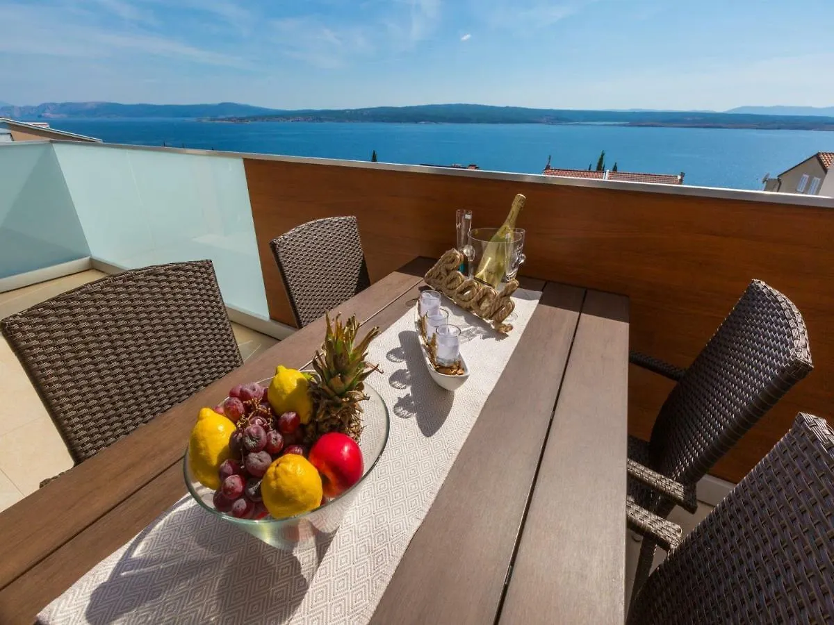 Apartments Villa Grande Dramalj