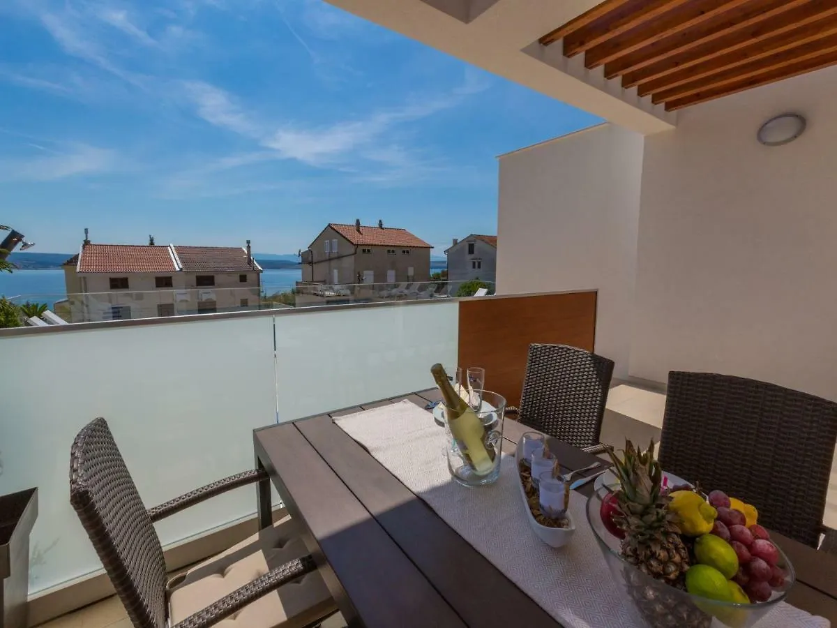 Apartments Villa Grande Dramalj