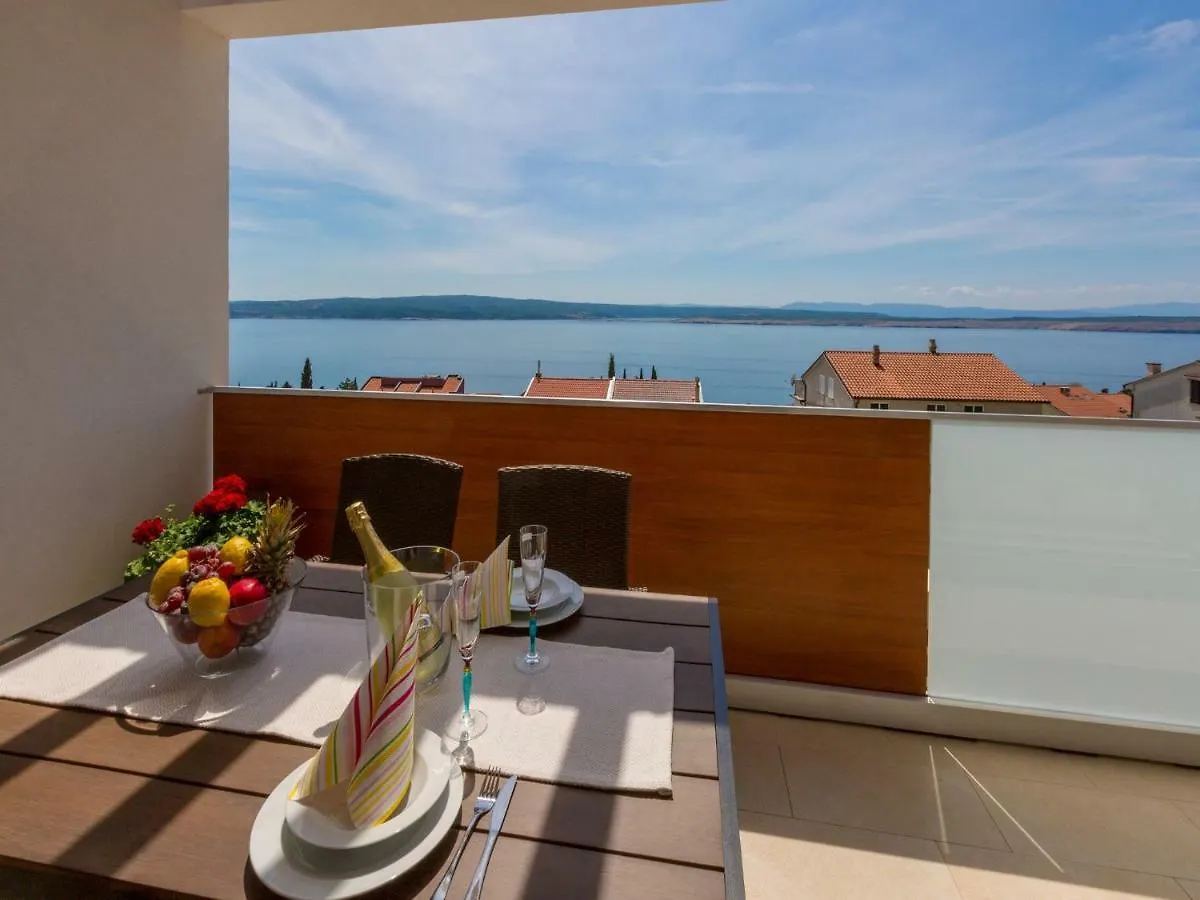 Apartments Villa Grande Dramalj